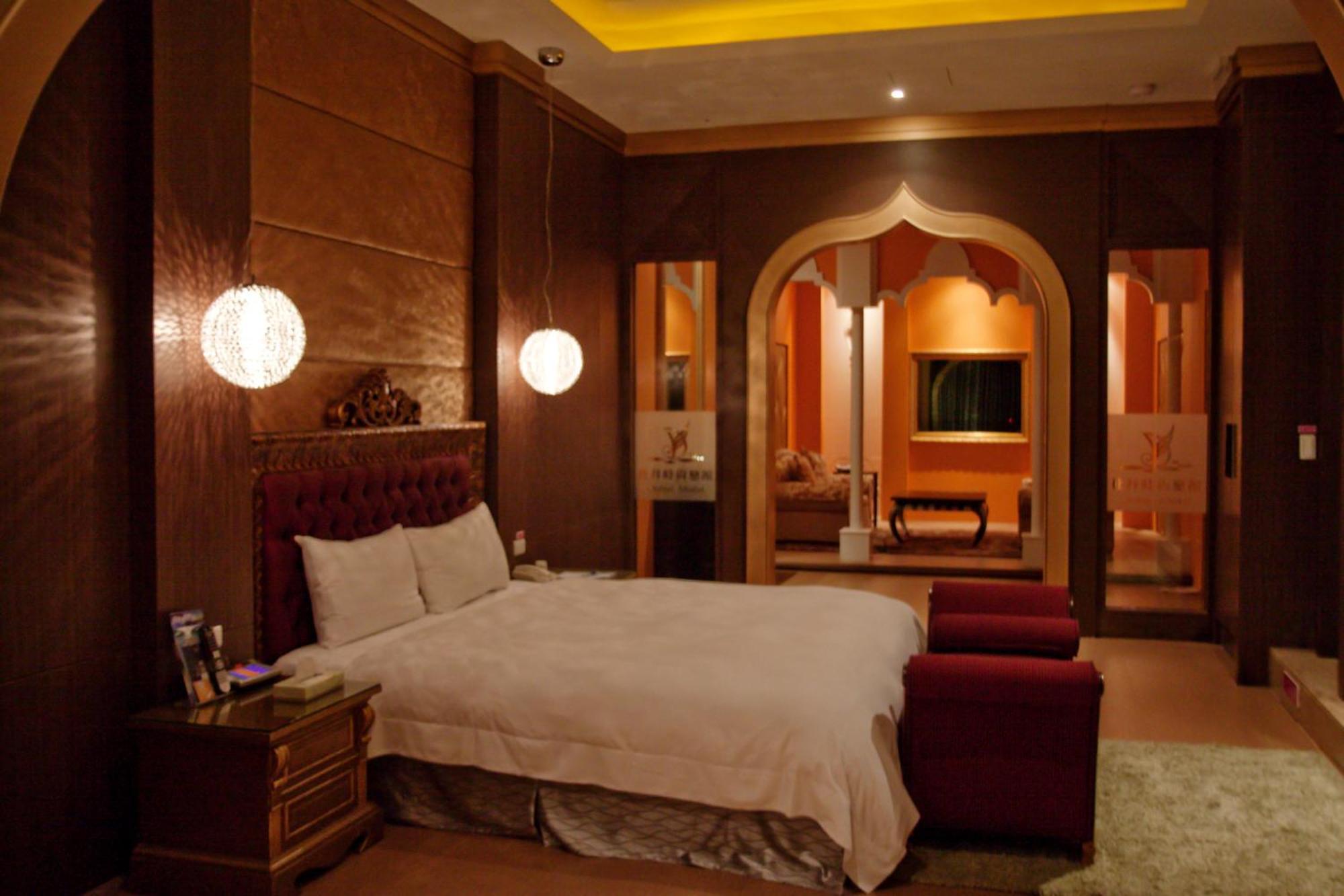 Dubai Motel Yilan Εξωτερικό φωτογραφία