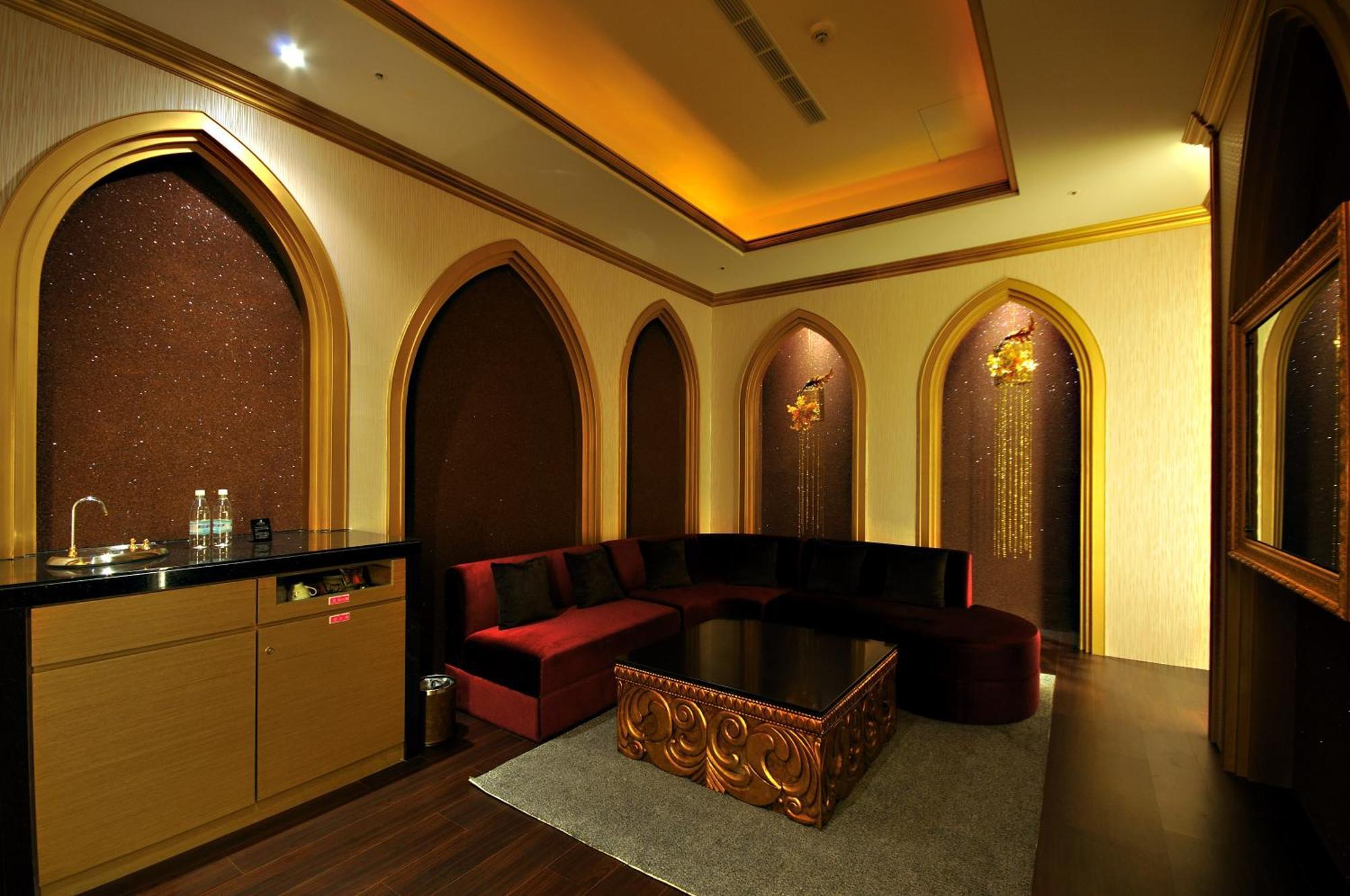 Dubai Motel Yilan Εξωτερικό φωτογραφία