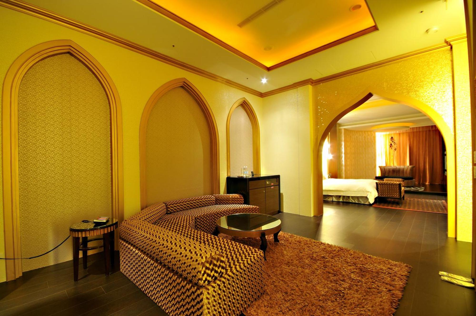Dubai Motel Yilan Εξωτερικό φωτογραφία