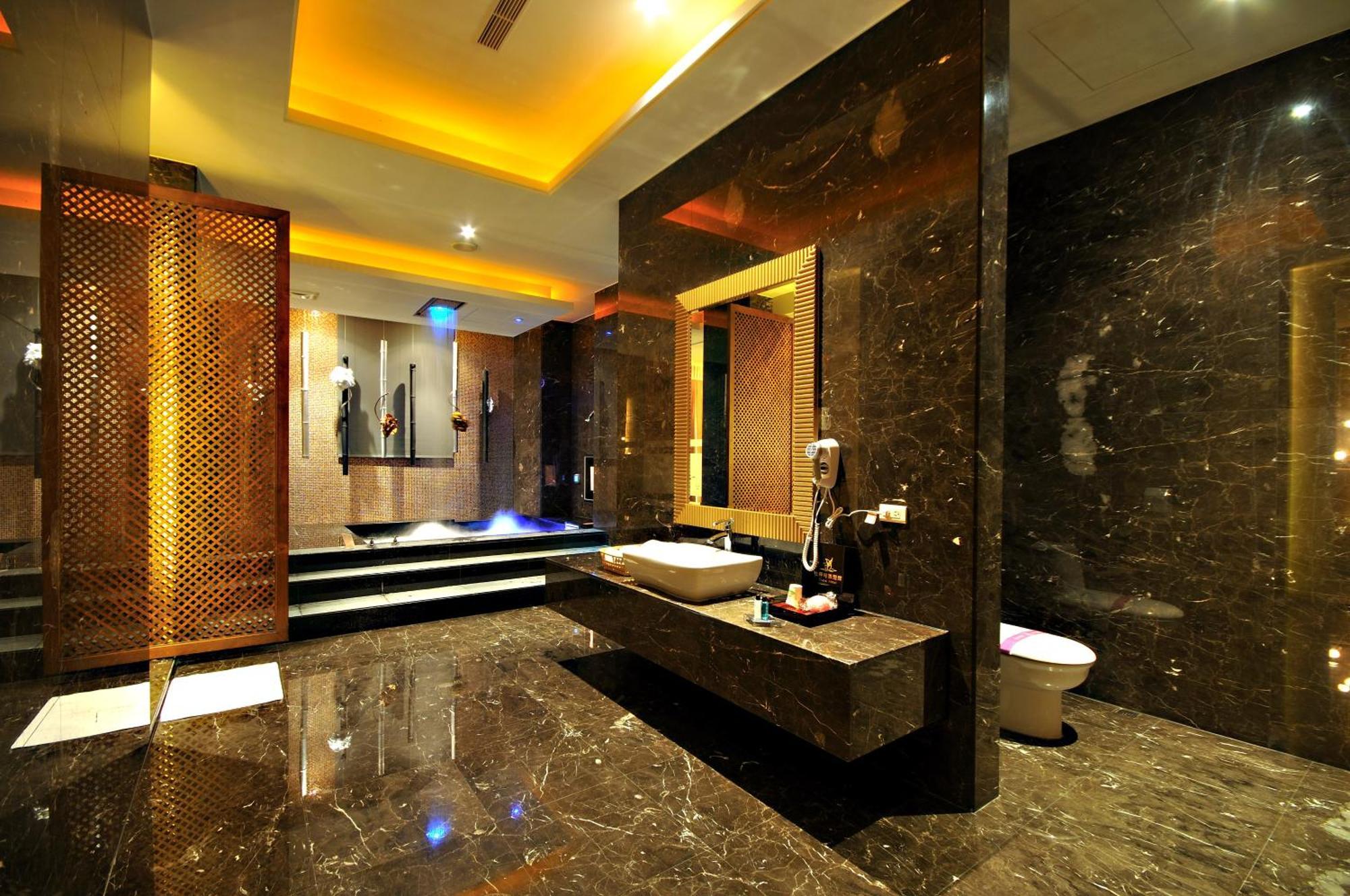 Dubai Motel Yilan Εξωτερικό φωτογραφία