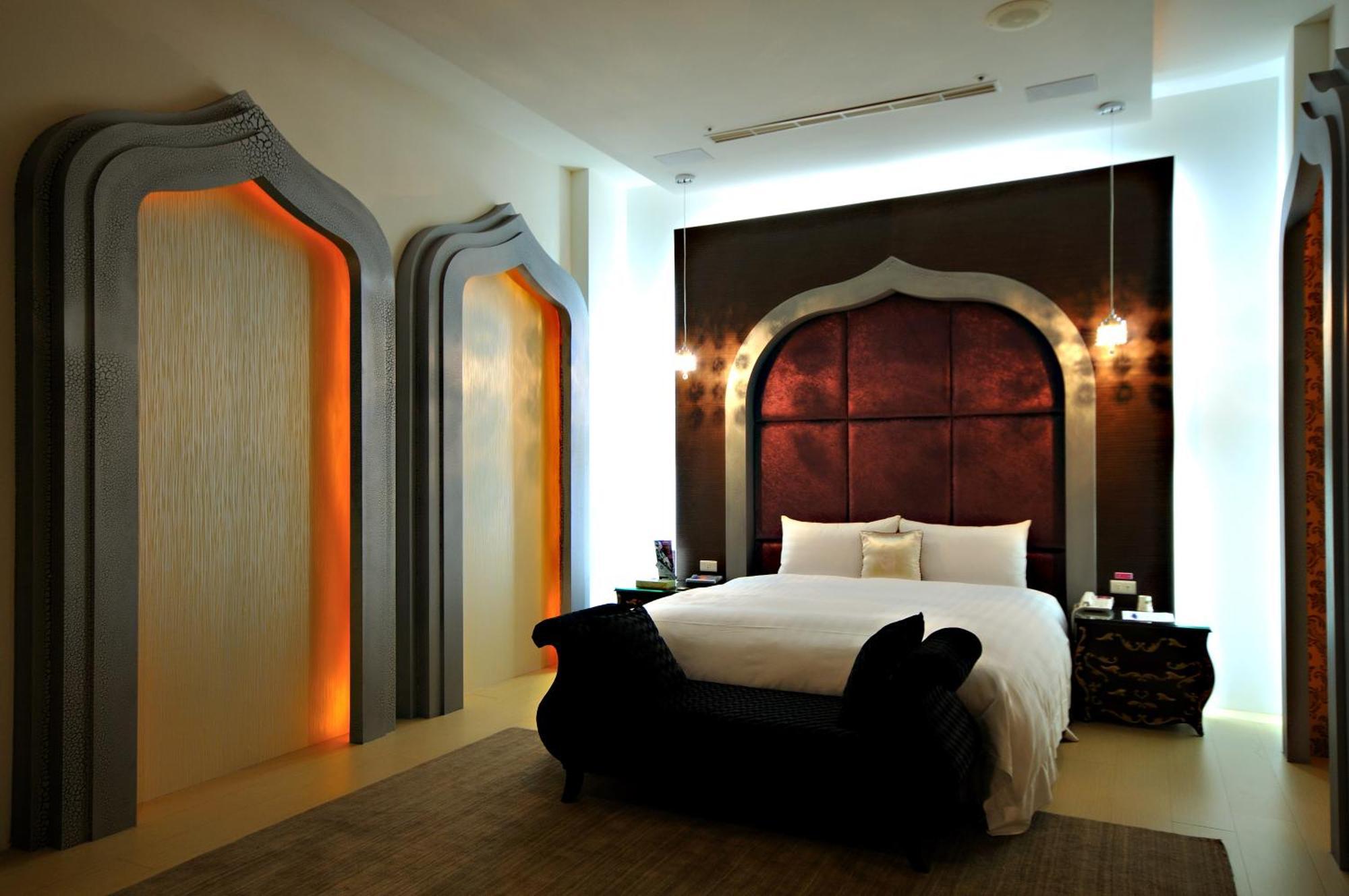 Dubai Motel Yilan Εξωτερικό φωτογραφία