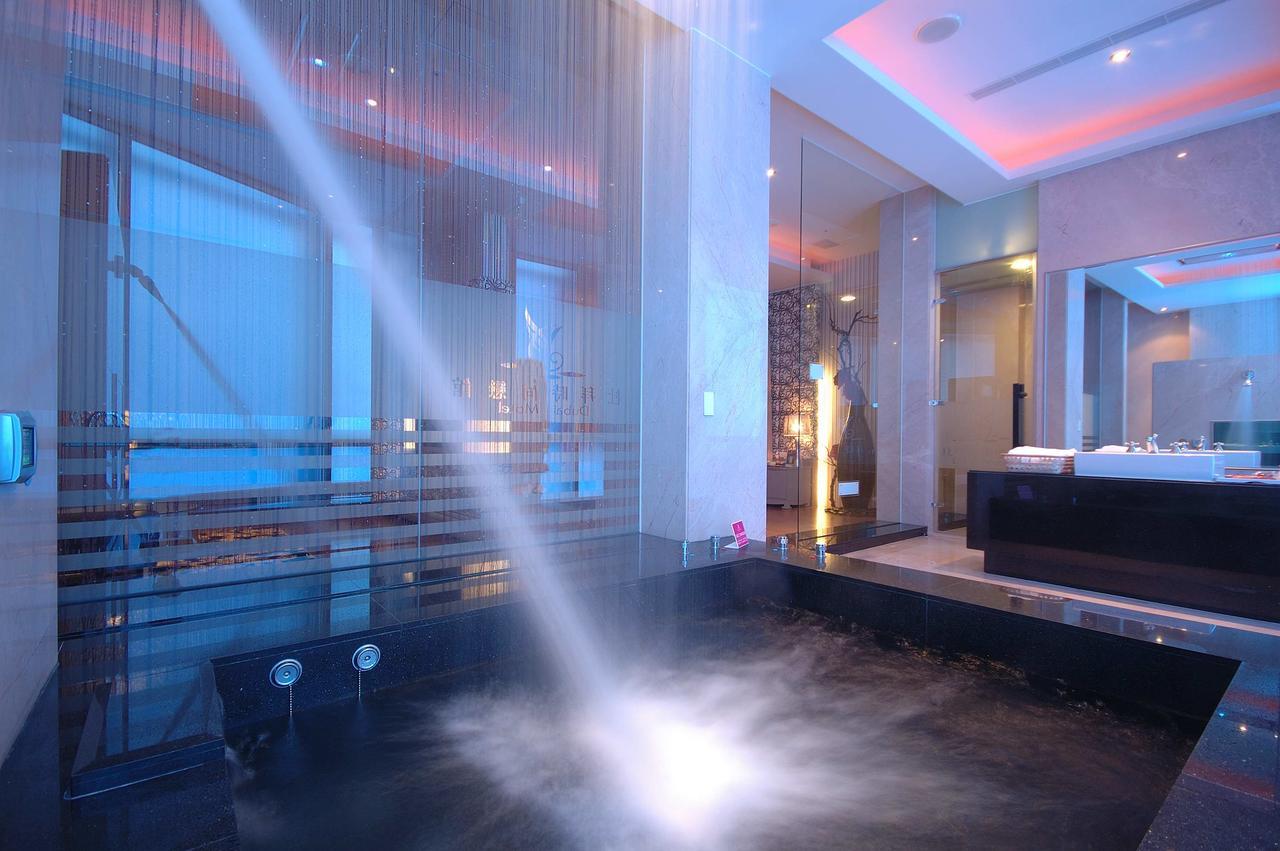 Dubai Motel Yilan Εξωτερικό φωτογραφία