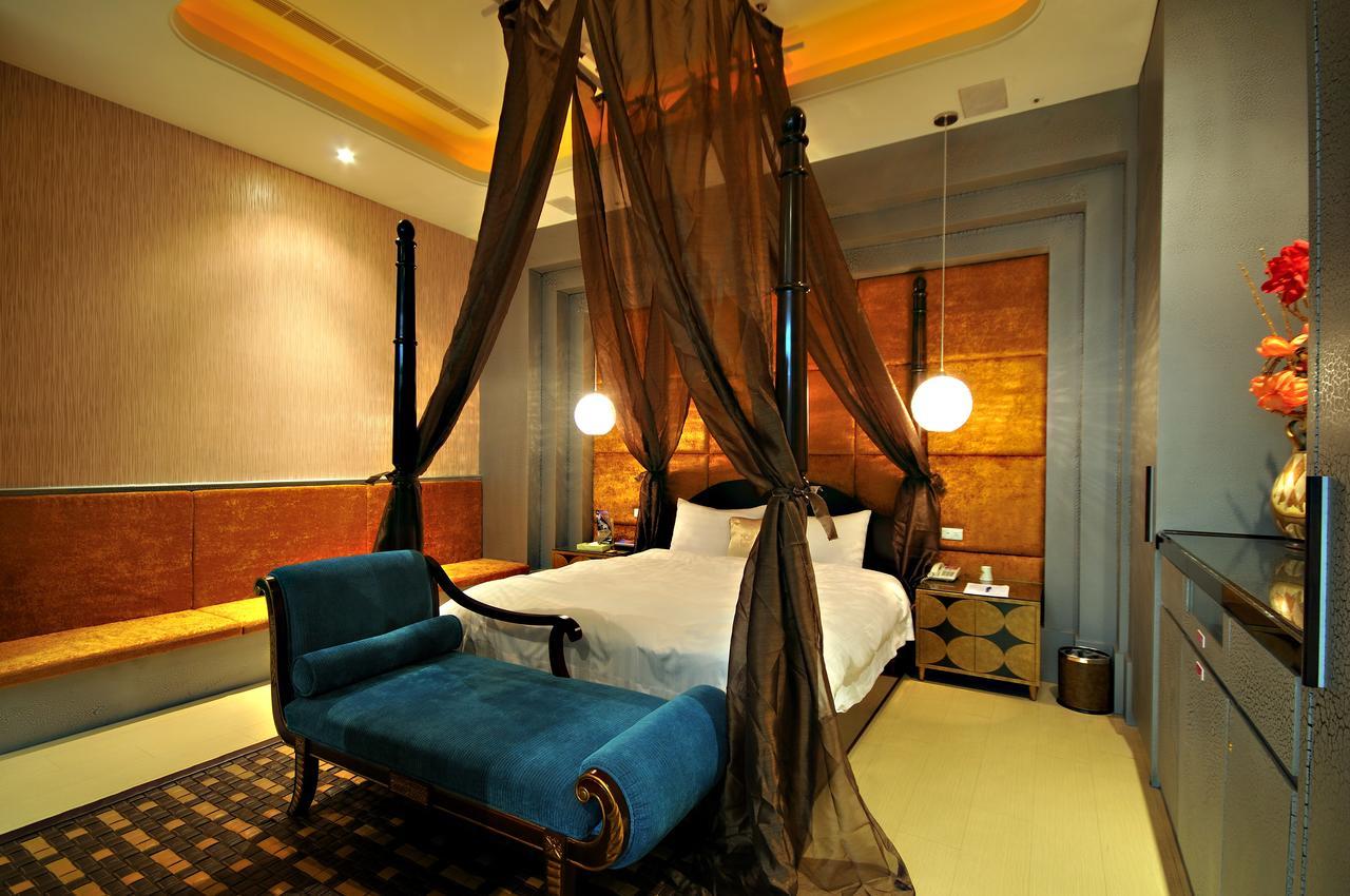 Dubai Motel Yilan Εξωτερικό φωτογραφία