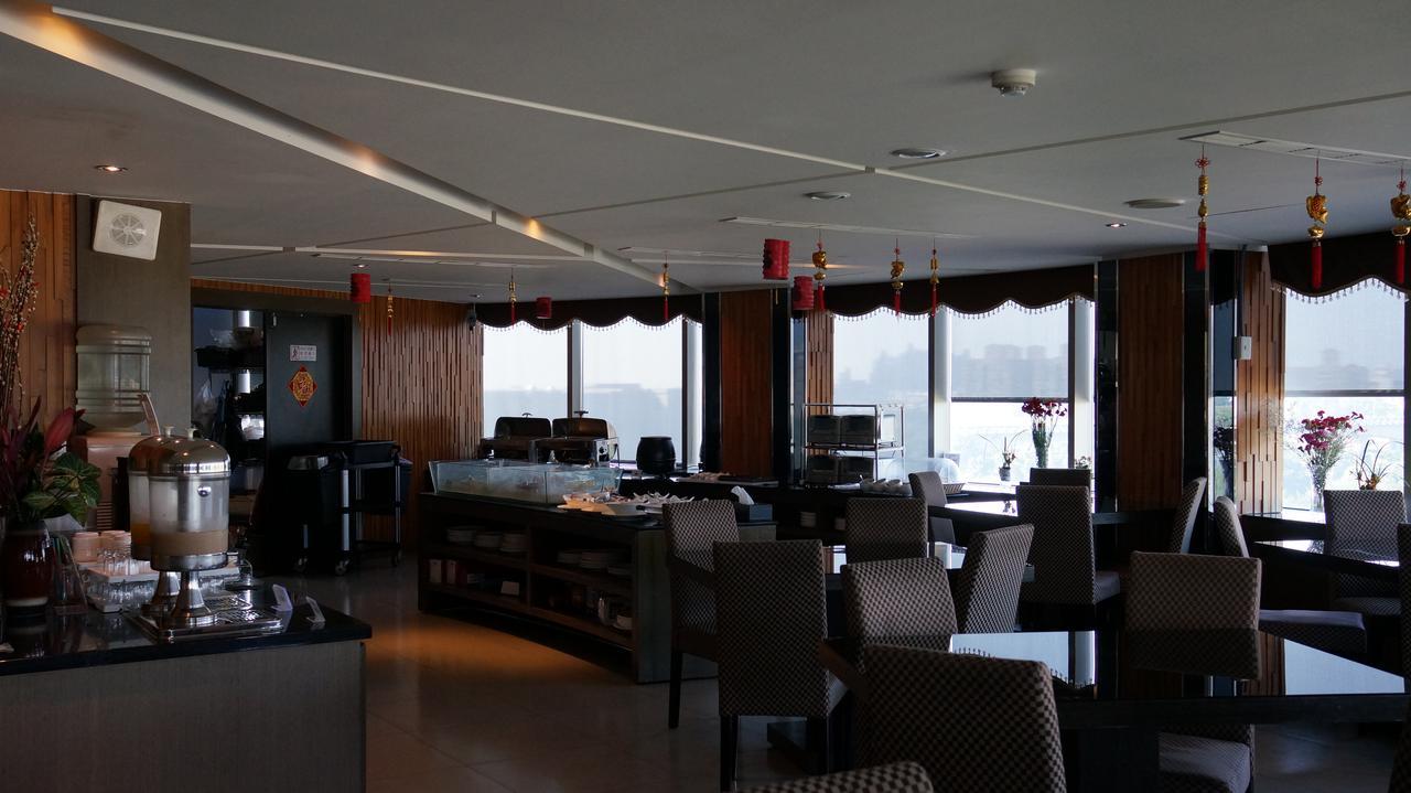 Dubai Motel Yilan Εξωτερικό φωτογραφία