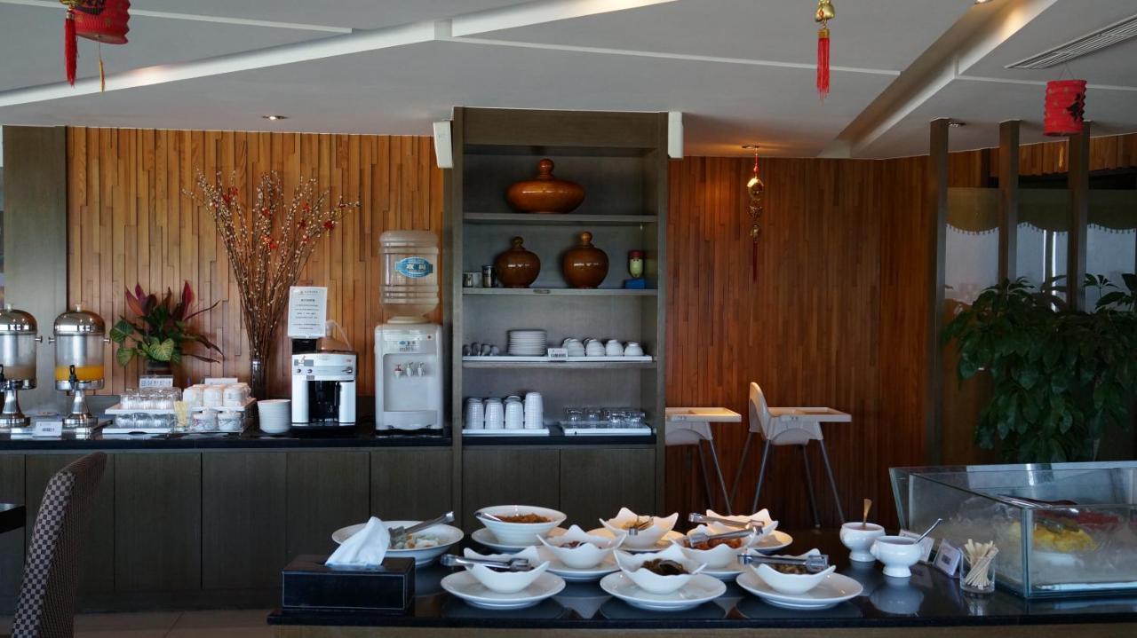 Dubai Motel Yilan Εξωτερικό φωτογραφία